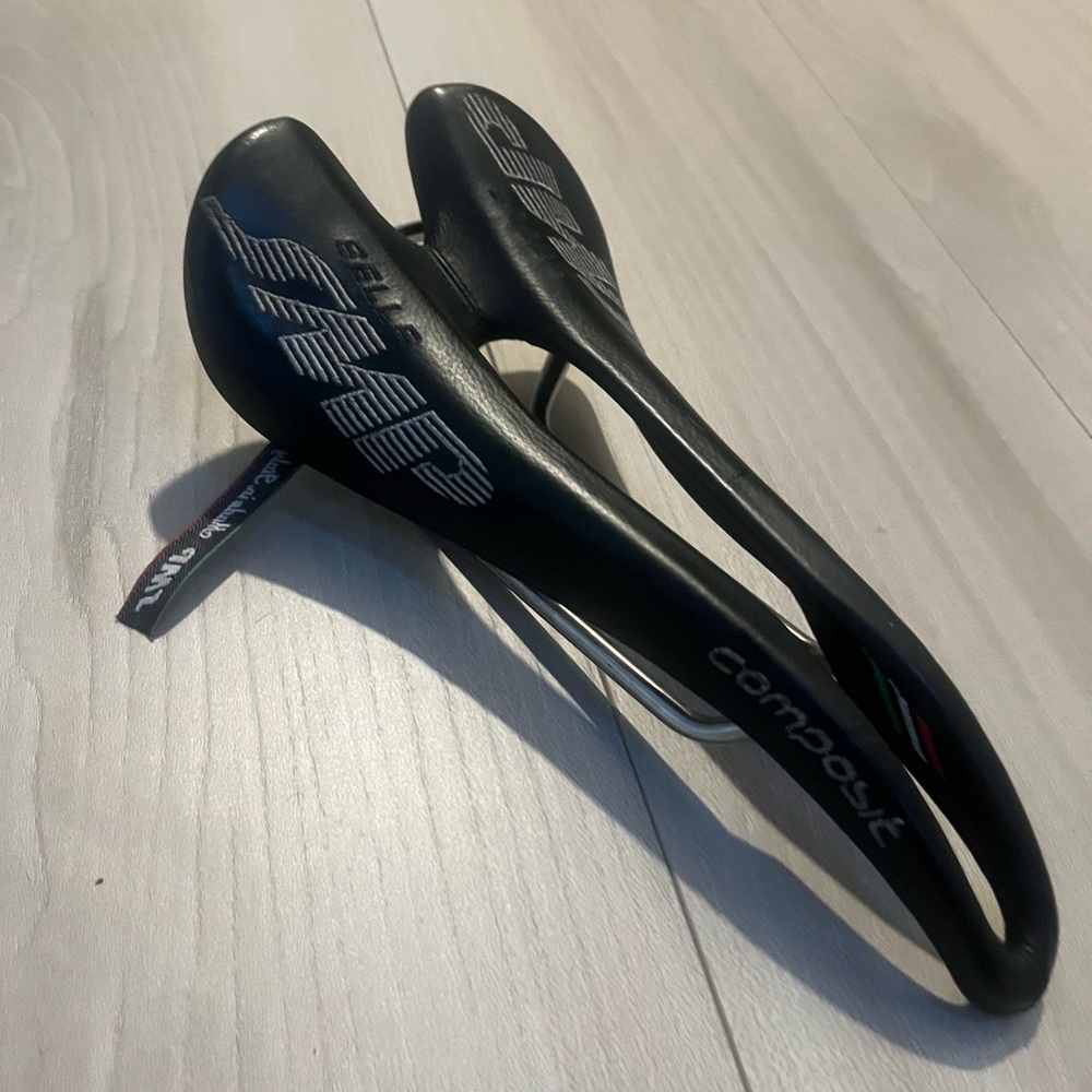 Composite Black Saddle